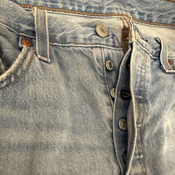 Levi’s 501 High Rise Med Wash Denim Shorts Sz 29 - Picture 5 of 9